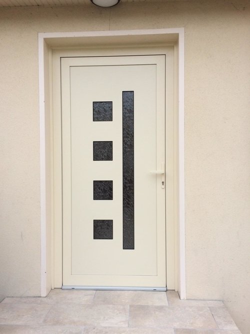 Porte d'entrée Soleal panneau Anita coloris beige Ral 1015